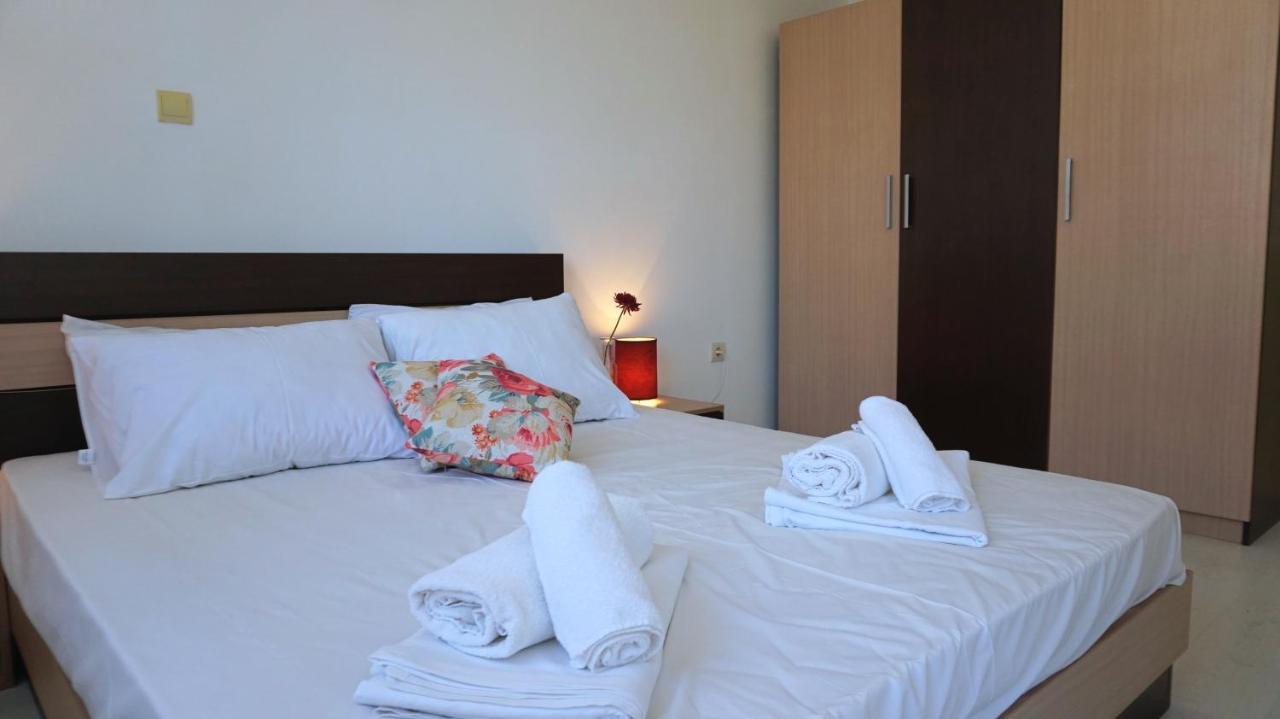 Апартаменти Свети Георги - Saint George Apartments Kavarna Eksteriør billede