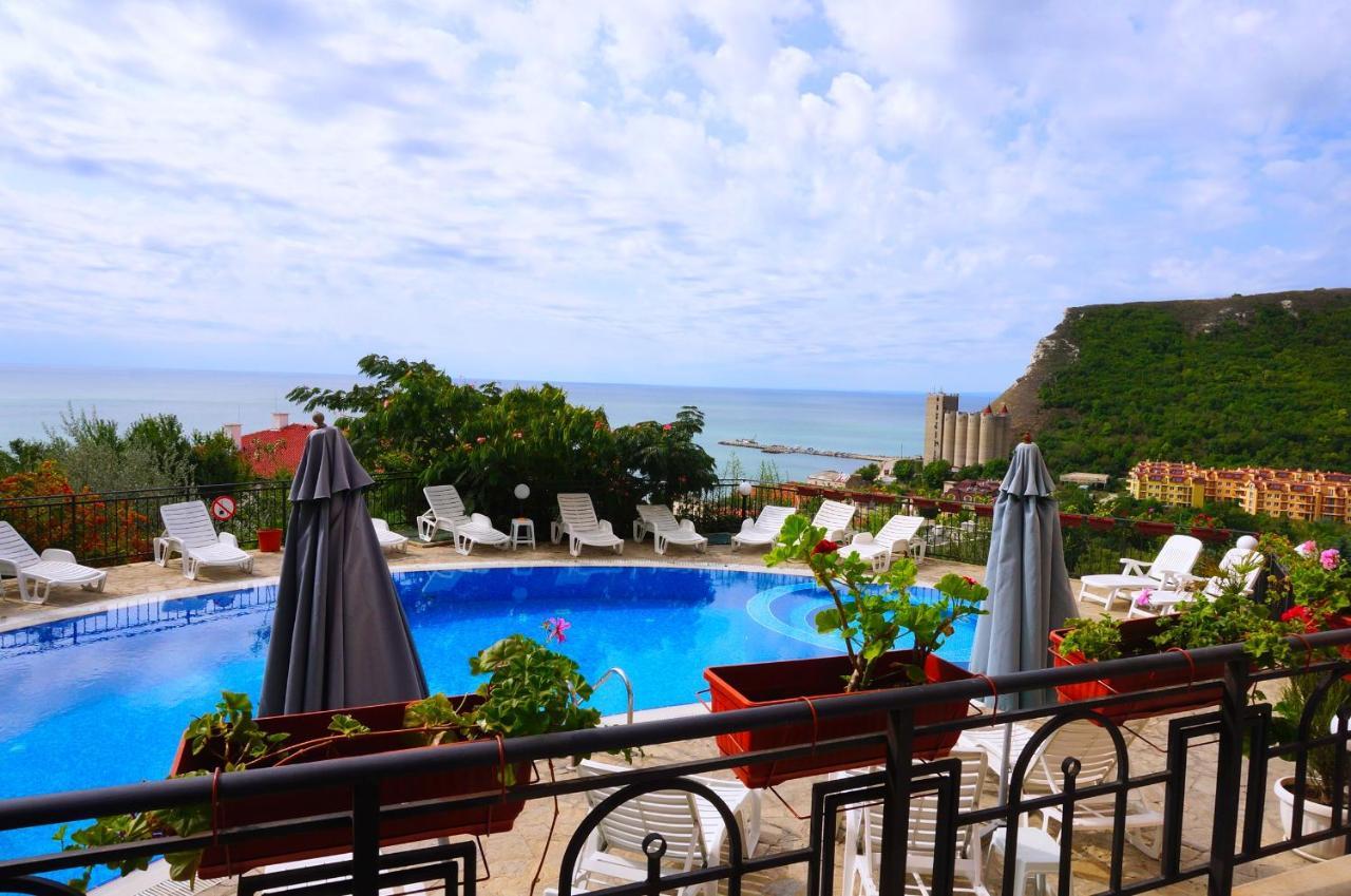 Апартаменти Свети Георги - Saint George Apartments Kavarna Eksteriør billede