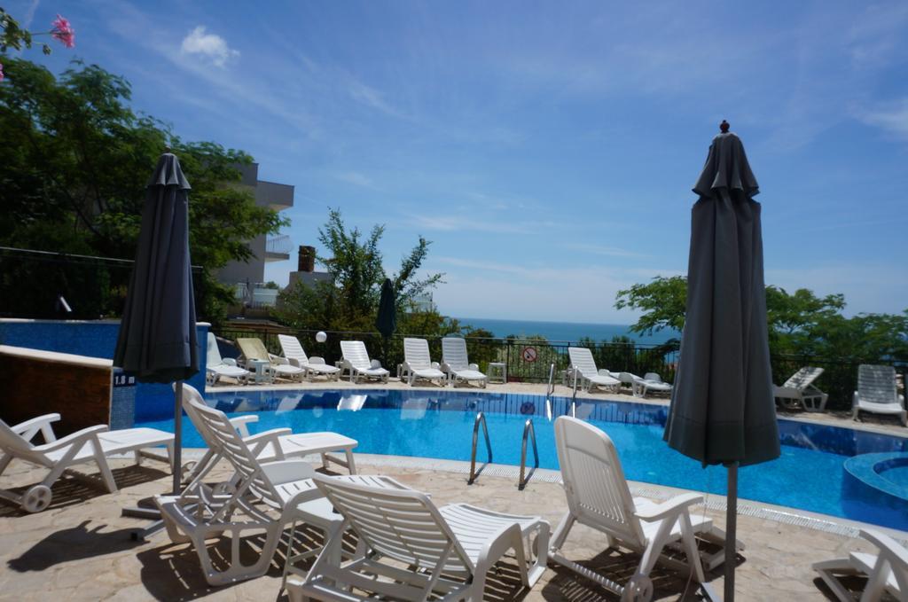 Апартаменти Свети Георги - Saint George Apartments Kavarna Eksteriør billede