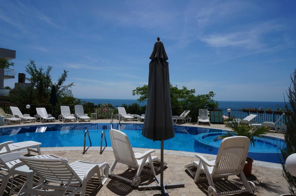 Апартаменти Свети Георги - Saint George Apartments Kavarna Eksteriør billede